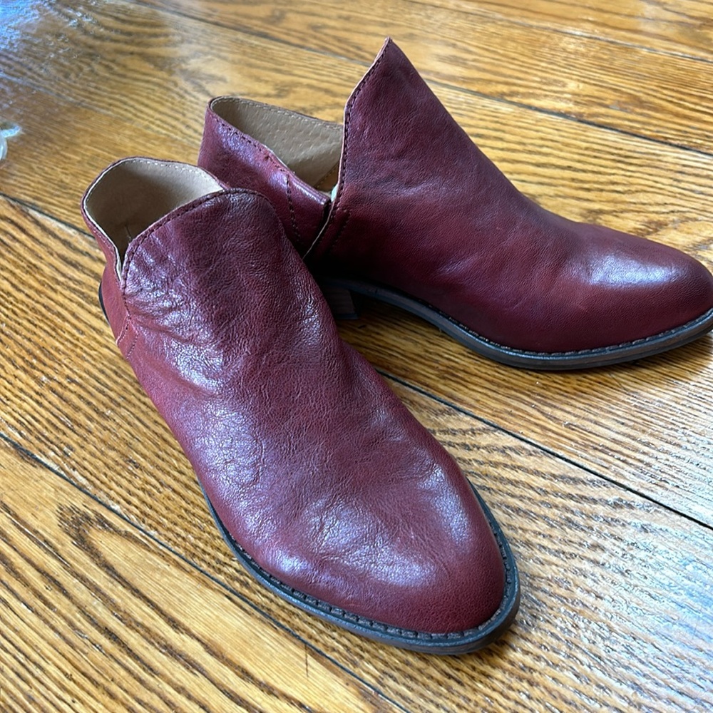 Lucky Brand maroon Fausst style leather booties. Size 6.  Great condition.